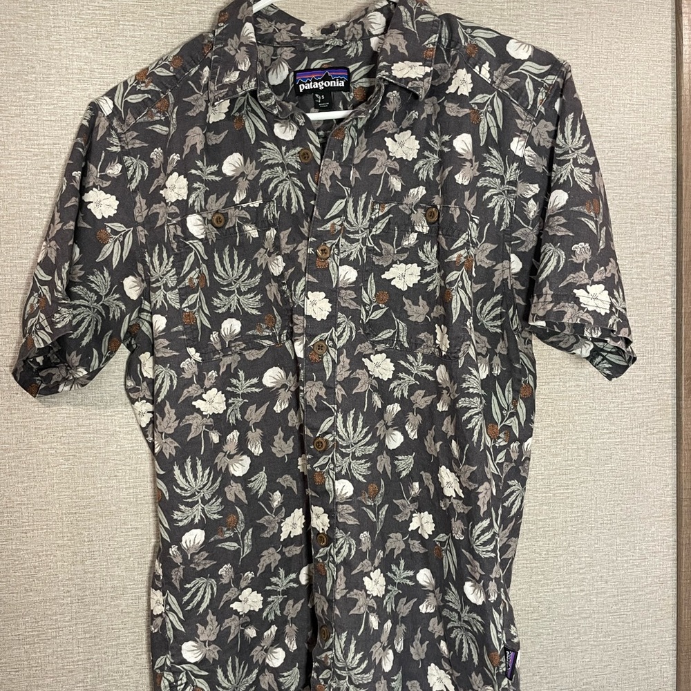 Patagonia Mens Button Down Print Shirt